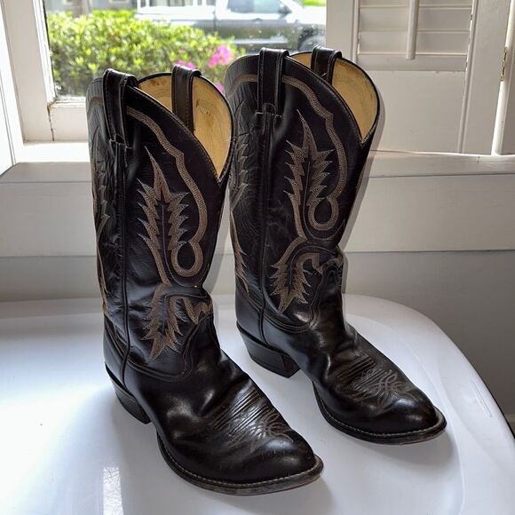 Vintage Tony Lama brown cowboy boots - Picture 1 of 9